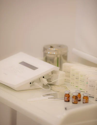 دستگاه میکرونیدلینگ